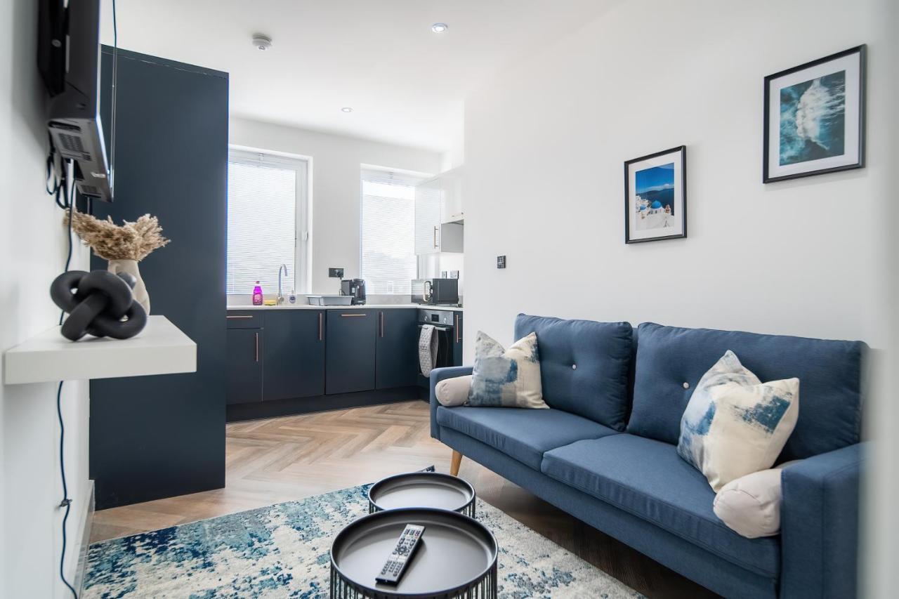 London Road Romford Block 아파트 외부 사진