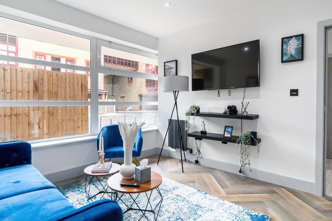 London Road Romford Block 아파트 외부 사진