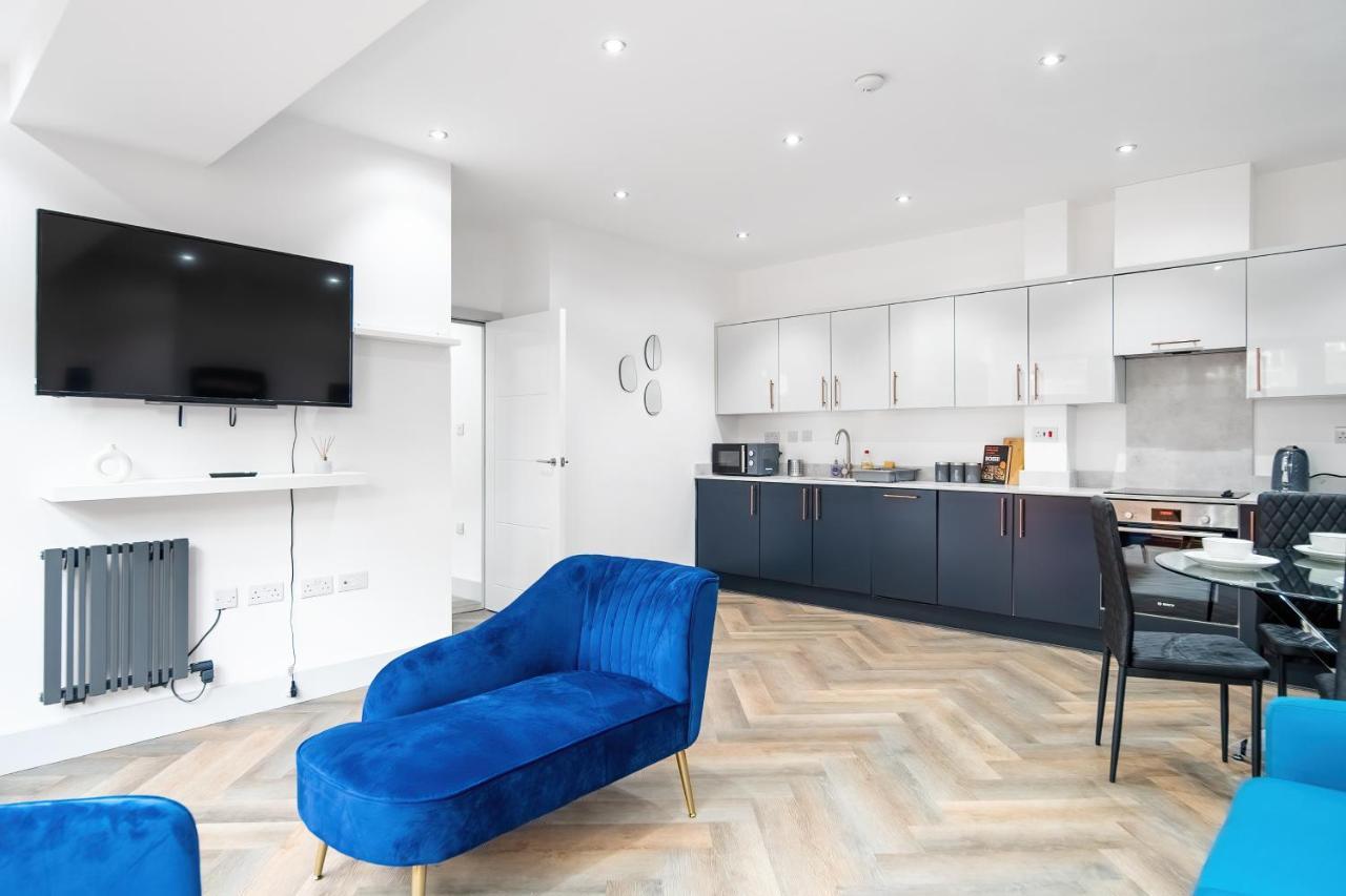 London Road Romford Block 아파트 외부 사진