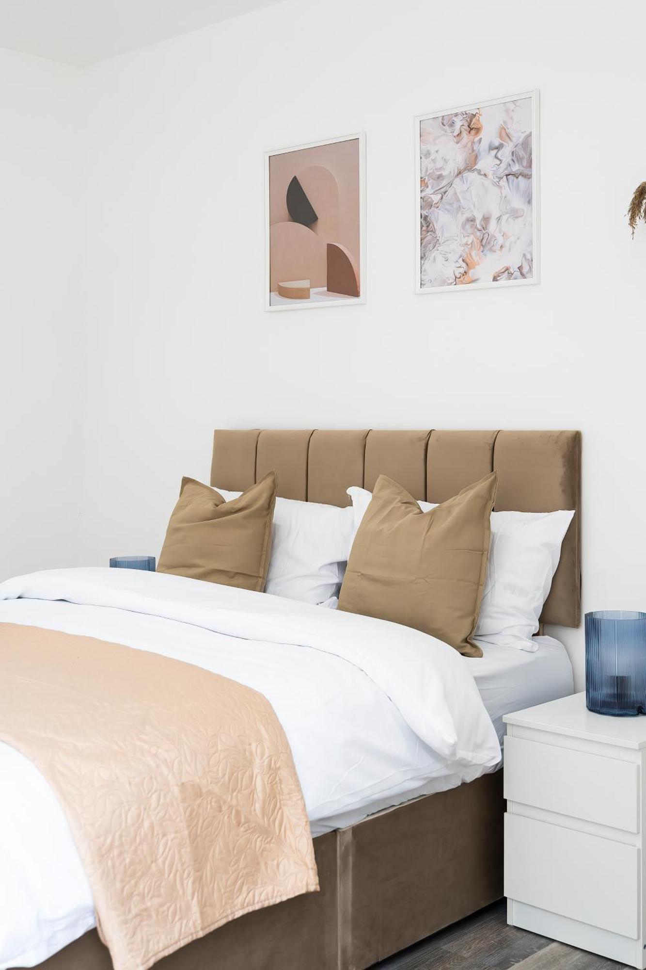 London Road Romford Block 아파트 외부 사진
